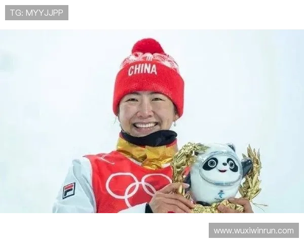苏翊鸣徐梦桃同日双金闪耀冬奥